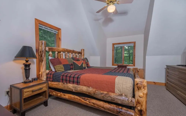 Lakey Mclakehouse by Taylor Made Deep Creek