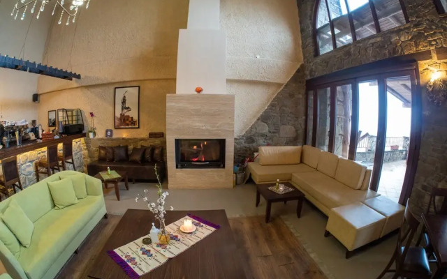 1450 Boutique Chalet