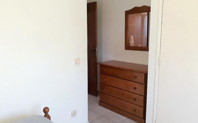 T2 Mouramar Varanda Vista Piscina Golf 6 Pessoas