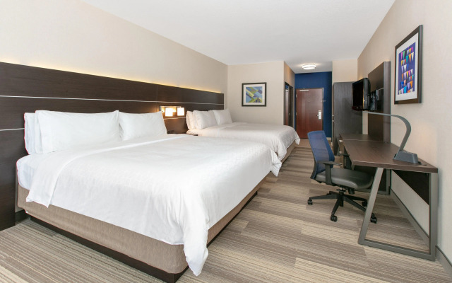 Holiday Inn Express Hotel & Suites Seaside-Convention Center by IHG