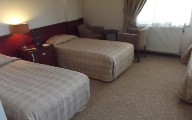 Gaye City Hotel