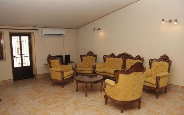 Rafael Hostel