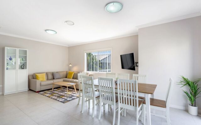 'Tween Bays', Ocean Beach Road, 3/39