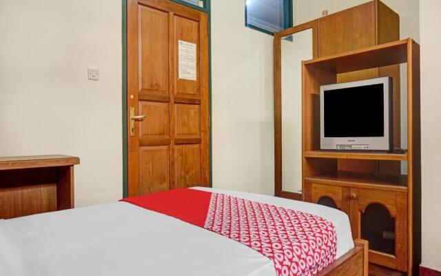 Capital O 90596 Hotel Griya Astoeti