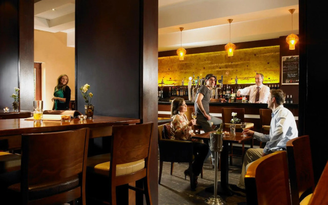 Camden Court Hotel