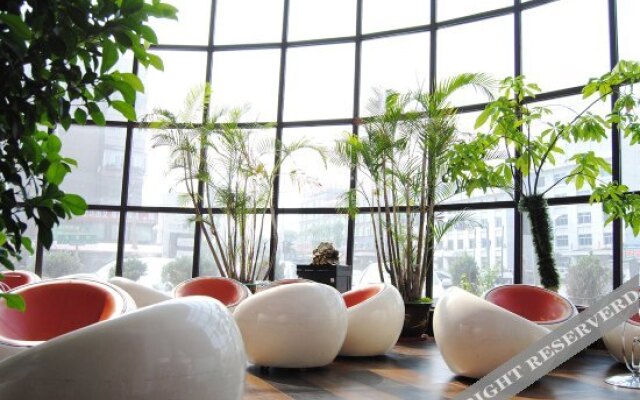 Wednesday Inn(Kaixuanmen)