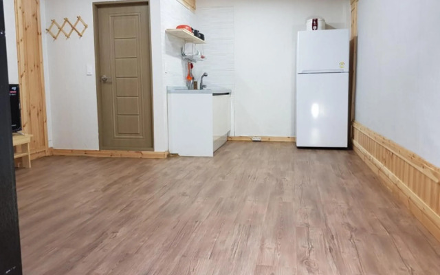 Yangsan Palace Pension