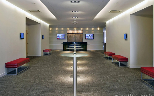 Novotel Montreal Aeroport
