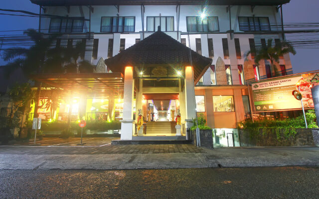 Grand Santhi Hotel