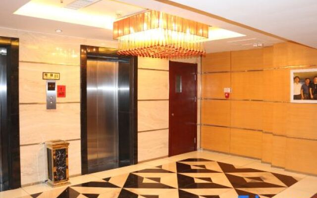 Zheng Tai He East Hotel