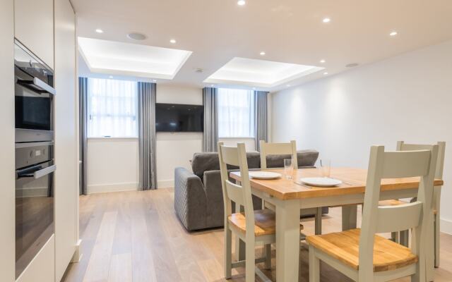 Luxurious Apartment by Richmond Park
