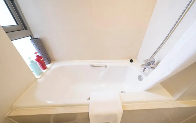 Tyms Family 3BR 2BA Apt Xujiahui Metro