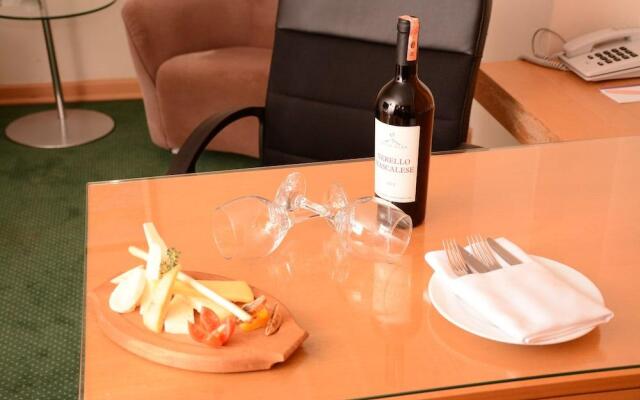 Anemon Kent Ege Otel