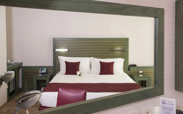 Best Western Ivrea Crystal Palace