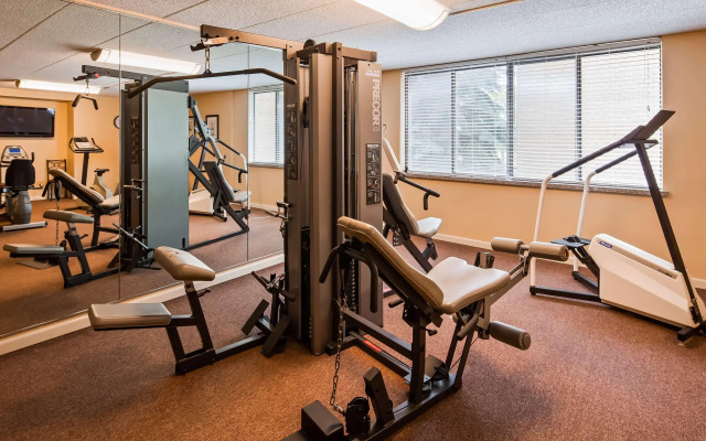 Best Western East Towne Suites