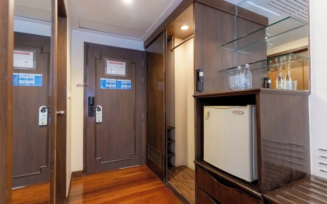 Journeyhub Sukhumvit 26 Bangkok