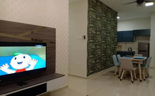 BLeisure Parkland Homestay