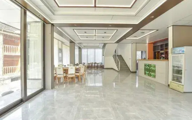 Once upon a time Small Courtyard (Longji Observation Deck)