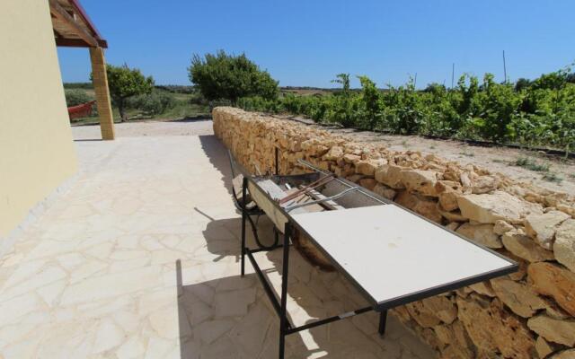 Scalecci, country home