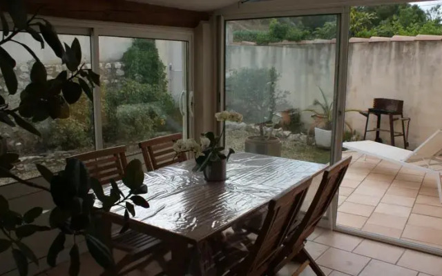 Apartment - Aux Portes d'Avignon