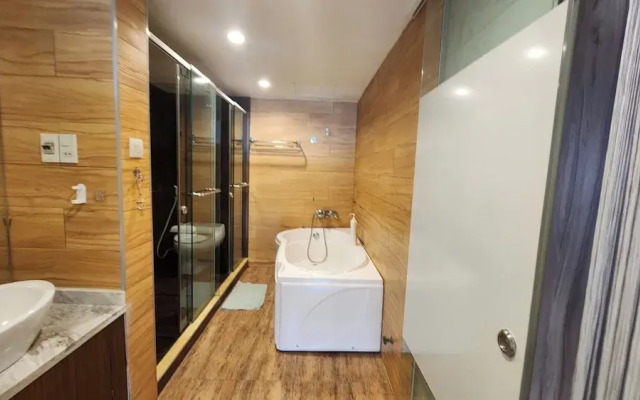 Central Garden Building - D1 Centre