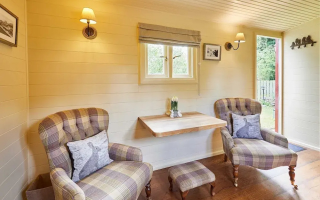 Host Stay Guards Van