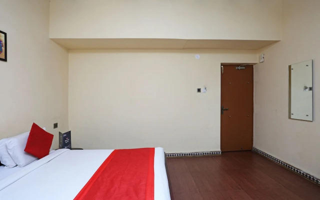 OYO Flagship 2207 Hotel Transit