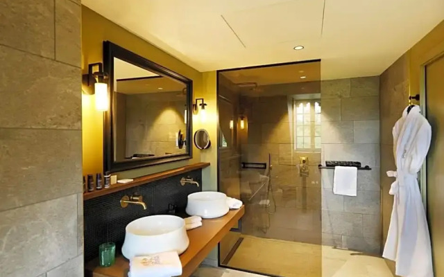 Chateau De Germigney