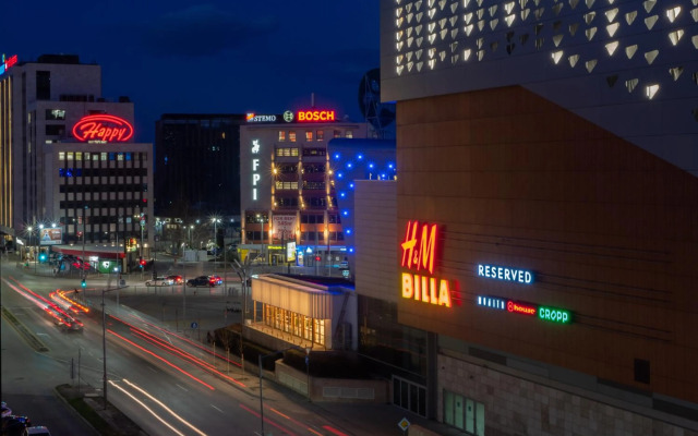 Paradise Center Apartment 2