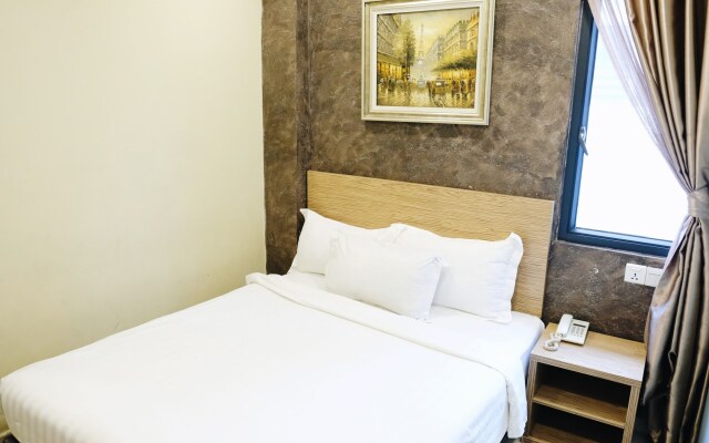 Era Plus Hotel