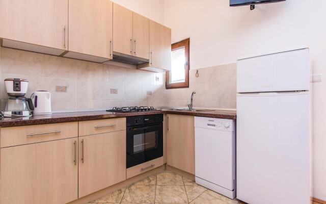 Stunning Apartment in Starigrad With 4 Bedrooms