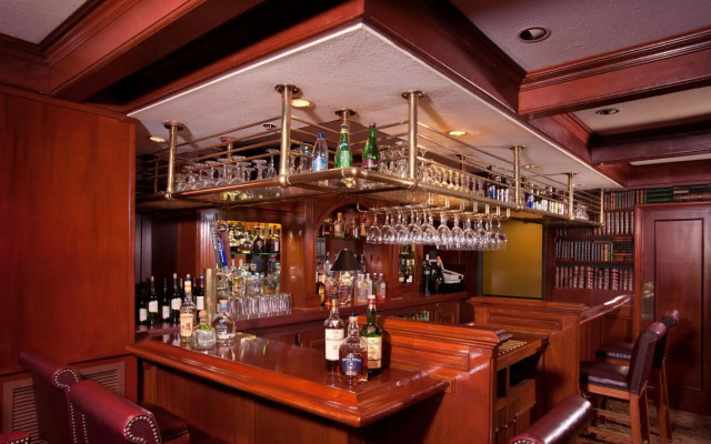 Ayres Hotel Costa Mesa/Newport Beach