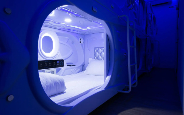 SleepBox Hotel - Ximen