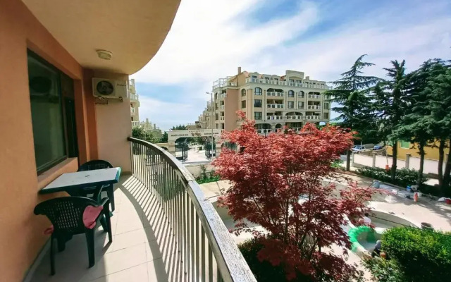 Beach Apartment Royal