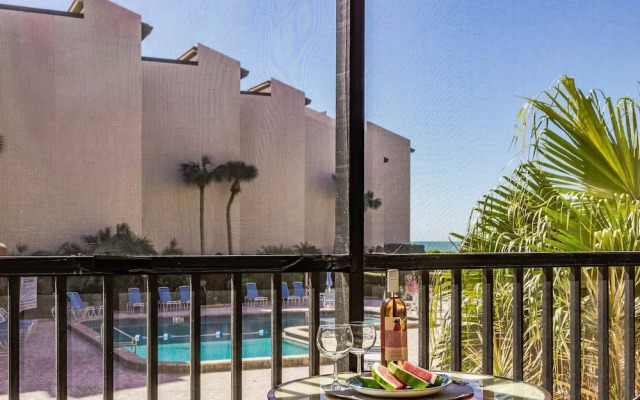 Siesta Breakers on Crescent Beach