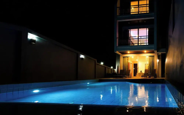 Sea View Front&Back Pool Near Beach V240