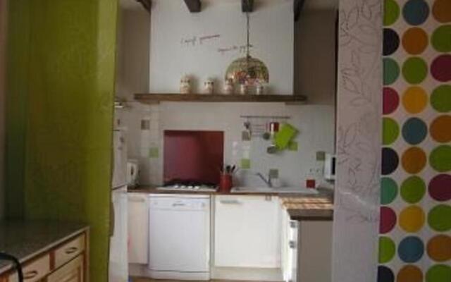 Gîte La Chapelle-aux-Choux, 2 pièces, 3 personnes - FR-1-410-131