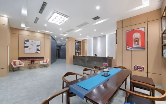 Wharton Brunel Hotel (Guilin Railway Station Vientiane City Branch)