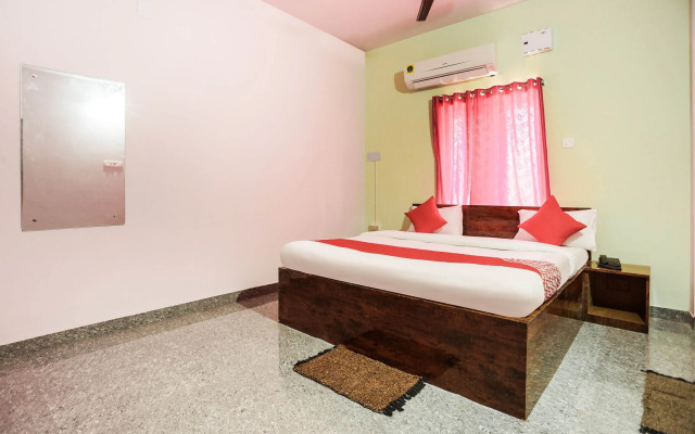 Oyo 43512 Bijaya Palace