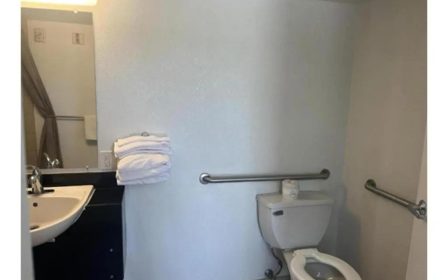 Motel 6 Fort Collins, CO