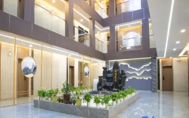 Xiyue Hotel (Zhangye Linze County Qicai Danxia Scenic Area Branch)