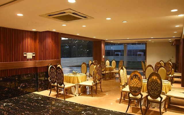 Sparsh Hotel & Resort