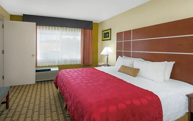 Ramada by Wyndham Asheville Southeast