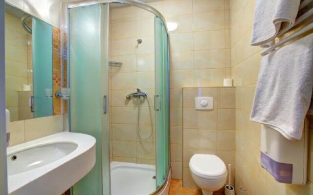 Hostel Evotel