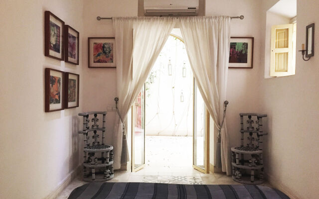 Riad 144