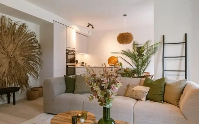 Beautiful Warm Apartment With Terrace in Ostend