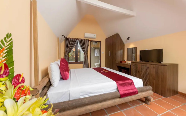 La Paloma Resort