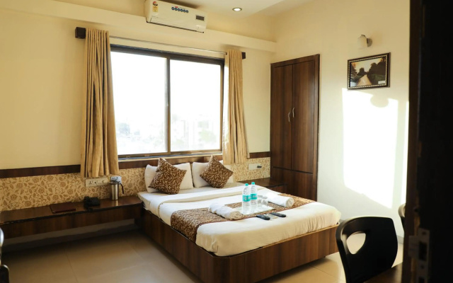Hotel Sai Grand Castle Inn