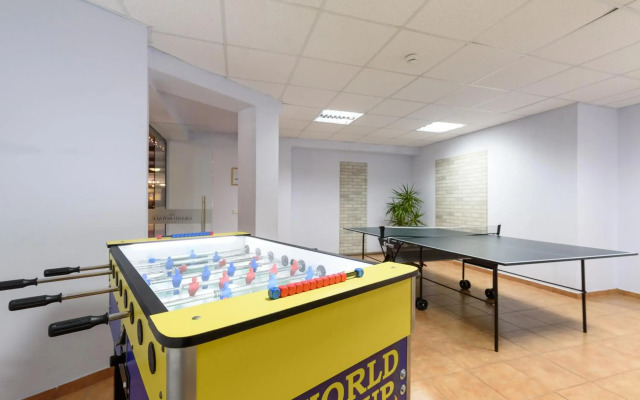 Grand Royale Apartment Complex & Spa