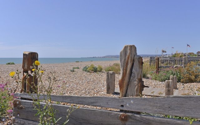 Pevensey Beach Retreat